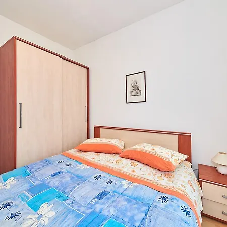 Appartments Tony * Zambratija (Istria)